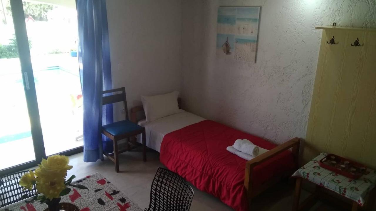 Villas Irene 5 Family Apartments Kokkini Hani Екстер'єр фото