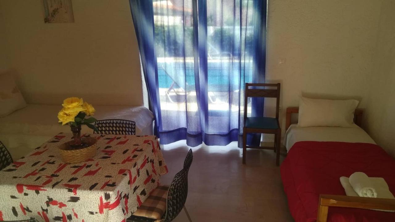 Villas Irene 5 Family Apartments Kokkini Hani Екстер'єр фото
